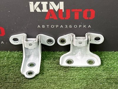 Петли двери Kia Rio 4 2018