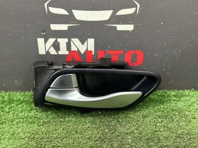 Ручка двери внутренняя Kia Rio 4 2018