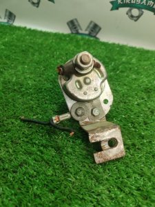 Выключатель массы винтовой Toyota Carina 1989 st170