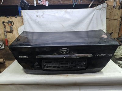 Крышка багажника Toyota Camry 2002 XV30