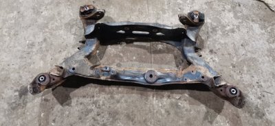 Балка подвески Mercedes C180 1996 W202