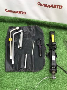 Домкрат Toyota Camry 2006 ACV40