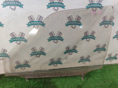 Стекло двери Toyota Carina 1989 st170