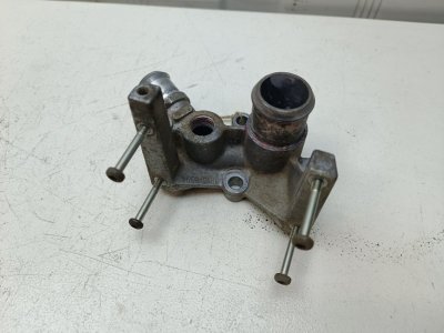 Фланец охлаждения Ford Fusion