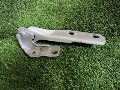 Петля капота AUDI A3 2006 8P