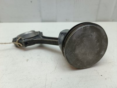 Шатун с поршнем Ford Fusion 2008