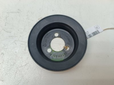 Шкив помпы Volkswagen Passat B4