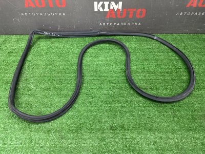 Уплотнитель двери Chevrolet Lacetti