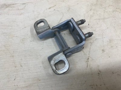 Петля багажника Omoda C5 2023