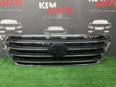 Решетка радиатора Toyota Land Cruiser