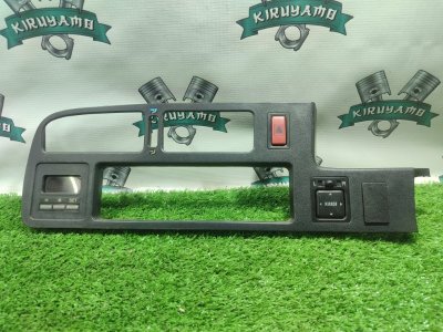 Накладка на торпедо Toyota Carina 1989 st170