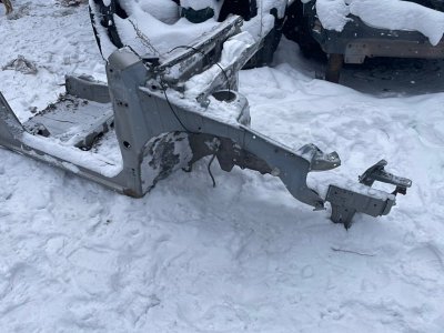 Лонжерон Toyota Corolla Fielder 2001