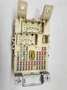 Блок предохранителей салона Hyundai Solaris 2015