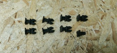 Клипса Mercedes S-Klass 2000 w220