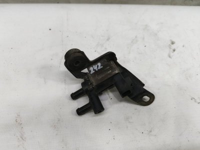 Клапан вакуумный TOYOTA Corolla Levin 1993