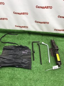 Домкрат Toyota Estima 2003 ACR40W