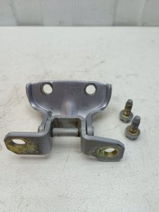 Петля двери Hyundai Sonata EF