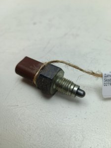 Датчик заднего хода Skoda Fabia