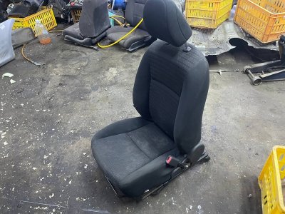 Сиденье Toyota Corolla 2008 E150