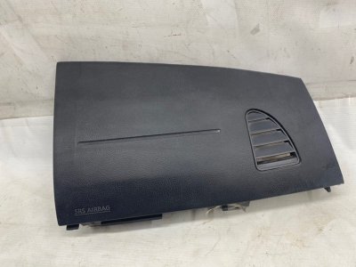 Накладка торпеды Nissan Tiida 2007