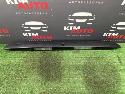 Молдинг крышки багажника Chevrolet Spark