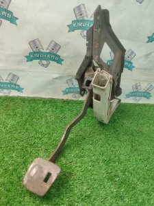 Педаль тормоза Opel Vectra B