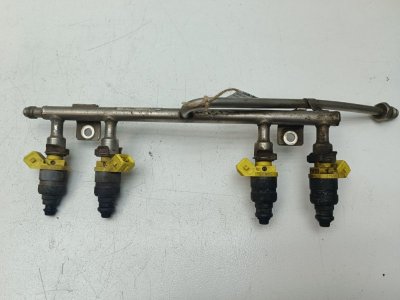 Рампа с форсунками Ваз Калина