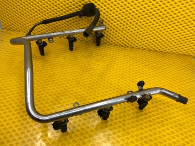 Топливная рампа Mercedes-Benz E-Class 15.04.1998 W210