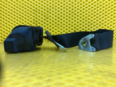 Ремень безопасности задний правый Mercedes-Benz E-Class 15.04.1998 W210