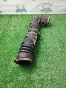 Патрубок воздушного фильтра лада 210740 2008 СЕДАН