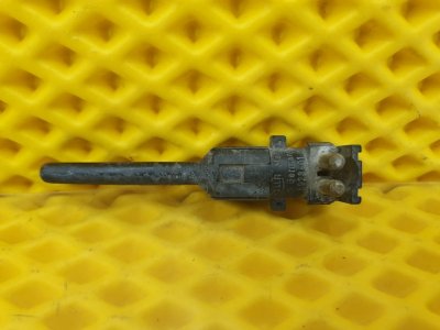 Датчик уровня охлаждающей жидкости Mercedes-Benz E-Class 15.04.1998 W210