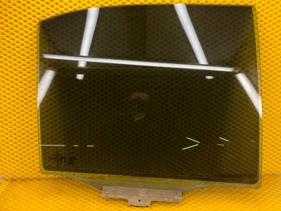 Стекло боковое Mercedes-Benz E-Class 15.04.1998 W210