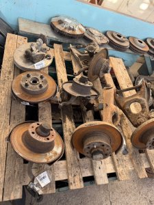 Кулак поворотный лада 2107 1992 2107