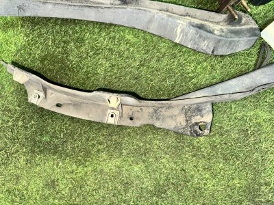 Брызговик AUDI A5 2010 8T5