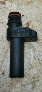 Датчик коленвала Mercedes W124 1995 E320