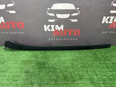 Молдинг лобового стекла SEAT ALTEA