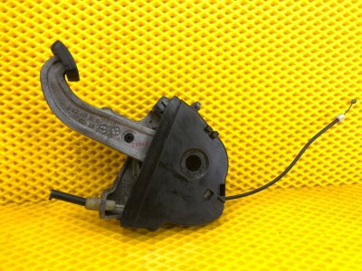 Педаль стояночного тормоза Mercedes-Benz E-Class 15.04.1998 W210