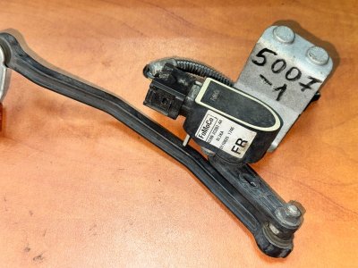 Датчик положения кузова VOLVO V60 2012 FW48