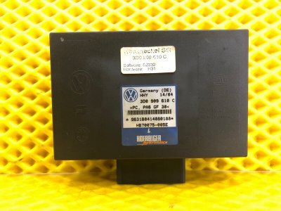 Блок управления крышкой багажника Volkswagen Phaeton 2005 3D2