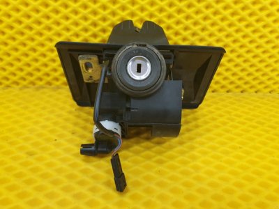 Замок багажника Mercedes-Benz E-Class 15.04.1998 W210