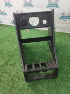 Консоль центральная лада 210740 2008 СЕДАН