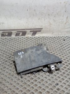 Брызговик Volkswagen Golf 2011 Mk6