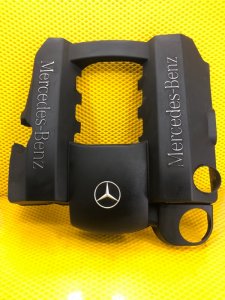 Крышка двигателя (декоративная) Mercedes-Benz E-Class 15.04.1998 W210