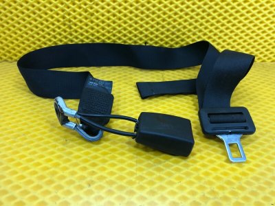 Ремень безопасности задний центральный Mercedes-Benz E-Class 15.04.1998 W210