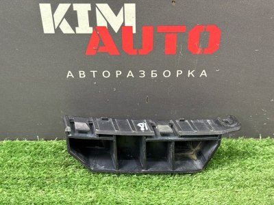 Кронштейн бампера Honda Fit