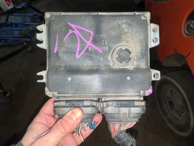 Блок управления двс SUZUKI Grand Vitara