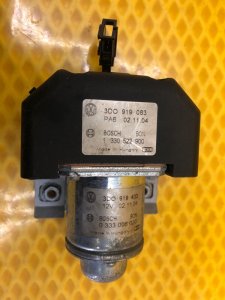 Пиропатрон аккумулятора Volkswagen Phaeton 2005 3D2