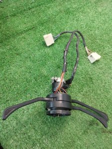 Блок подрулевых переключателей лада 210740 2008 СЕДАН