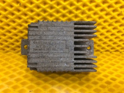 Блок управления вентилятором Mercedes-Benz E-Class 15.04.1998 W210