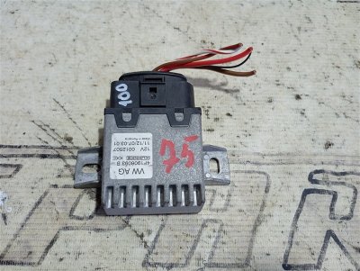 Блок управления топливным насосом Volkswagen Touareg 2008 GP